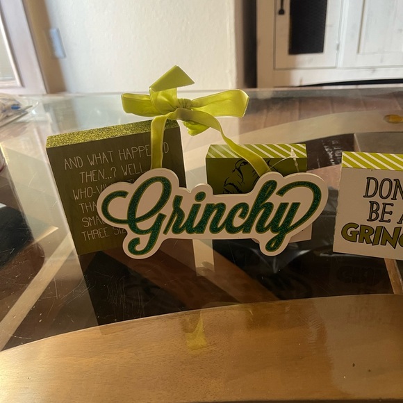 Grinchy Holiday Decor Set with Green Accents - Picture 3 of 5